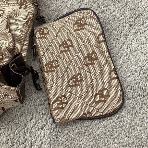 Handbag - Picture 3 of 7